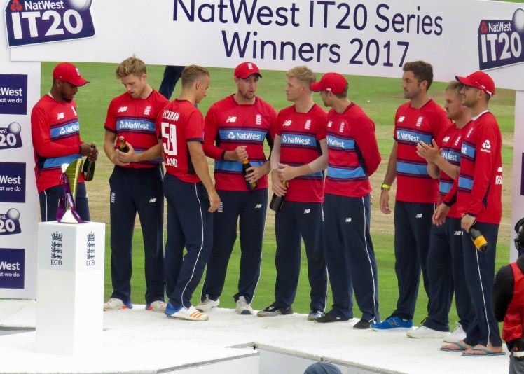 fullsizeoutput_5a4d0