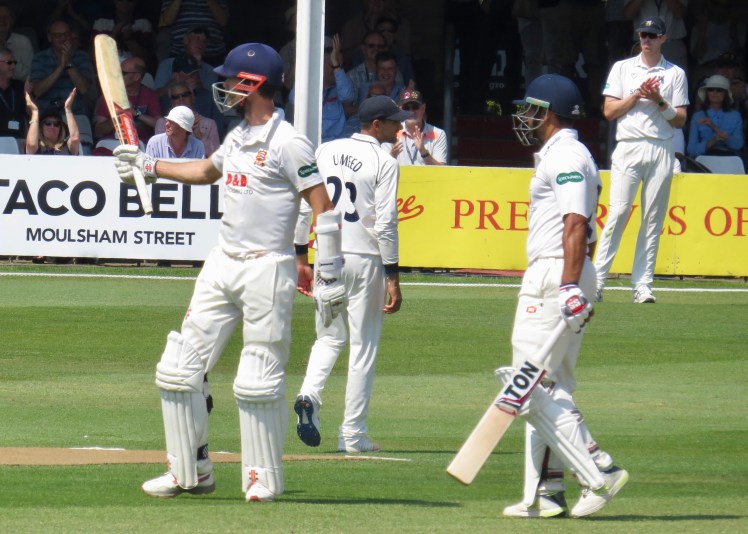 fullsizeoutput_5a06c